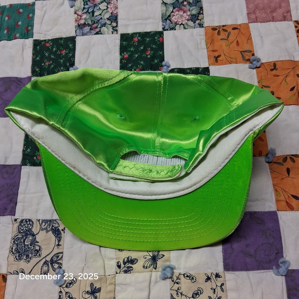 VTG Arctic Cat Leader of The Pack Neon Green Trucker Hat Snowmobile Strap Back - Picture 4 of 7